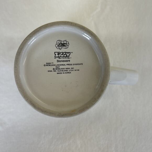 Vintage Ziggy Have You Hugged Your Mom Today Coffee Mug Benefits Charity - Picture 6 of 9